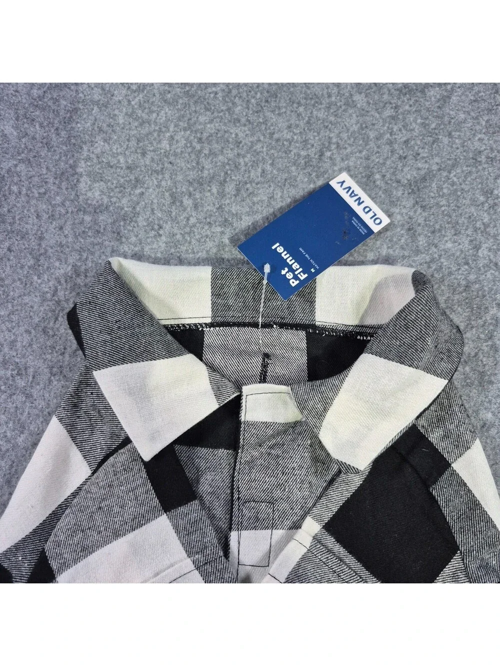New Old Navy Pet Flannel Black & White Checked Christmas Sz Med Cute Puppy